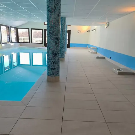 T2 With South Facing Terrace Appartement Flumet