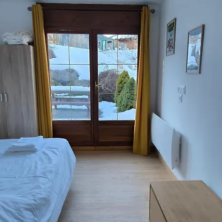 Appartement T2 With South Facing Terrace Flumet